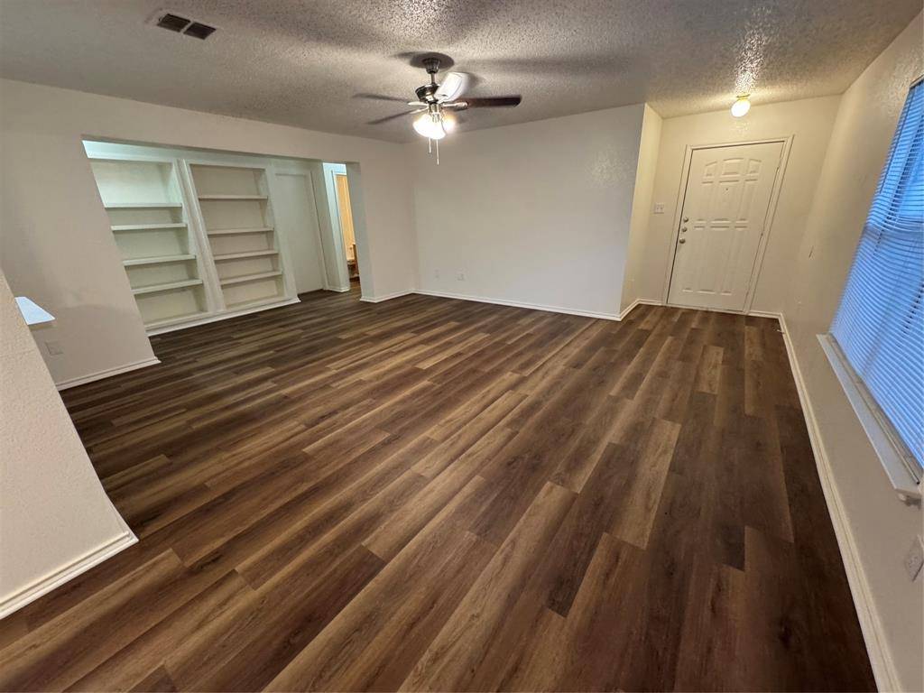 10137 Chapel Glen, Fort Worth, TX 76116