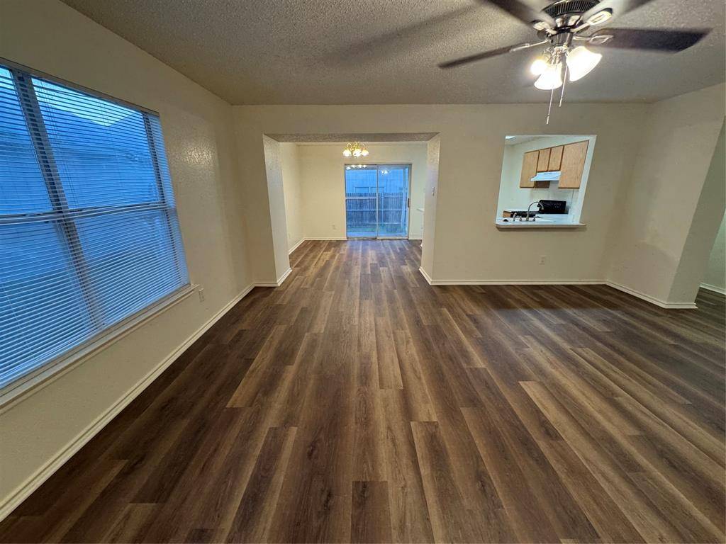 10137 Chapel Glen, Fort Worth, TX 76116