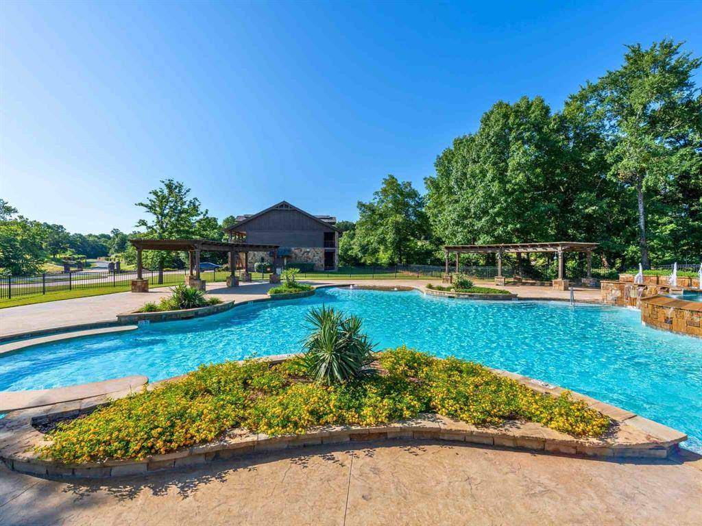 6328 N Aberdeen Drive, Cleburne, TX 76033