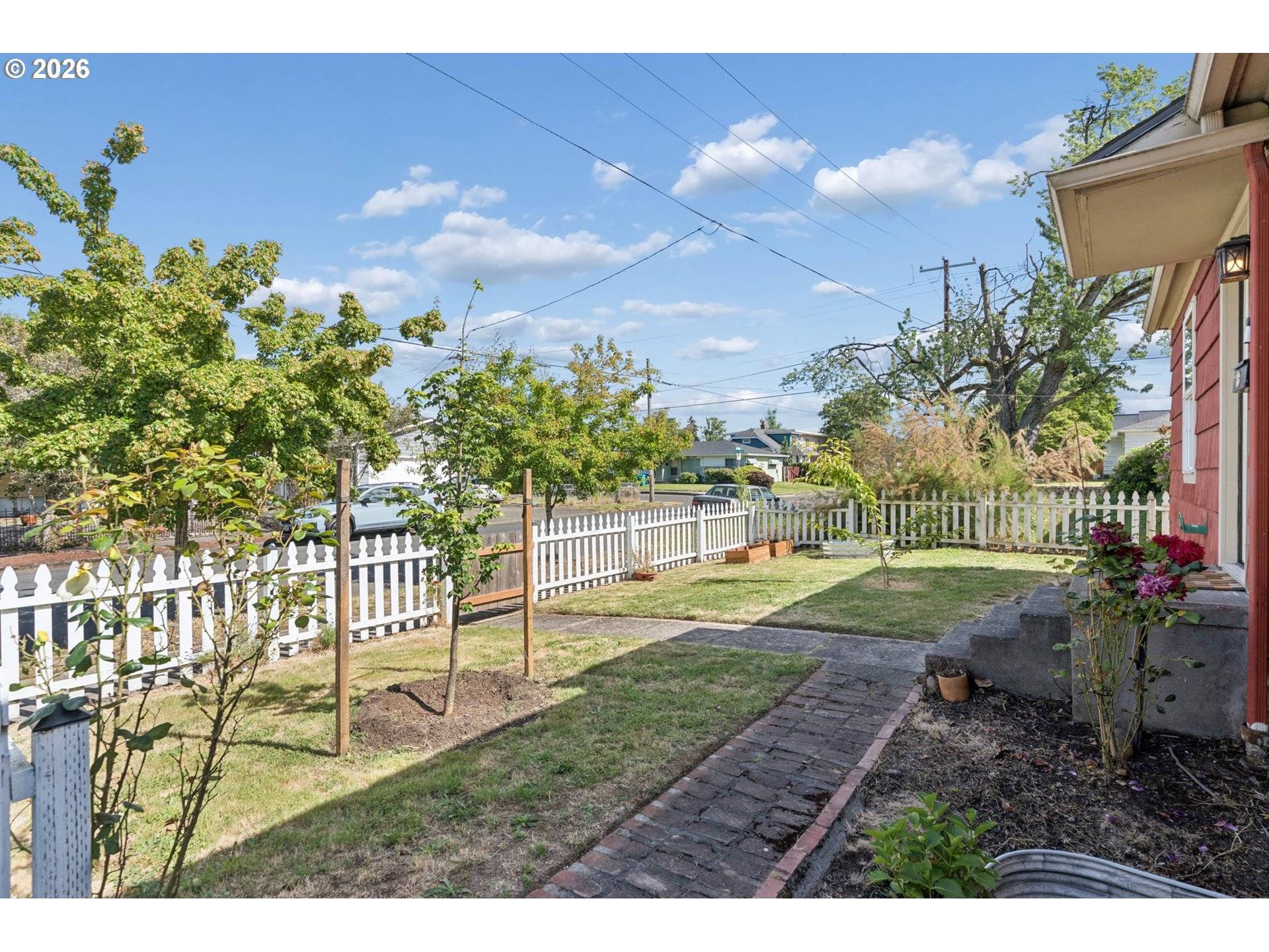 1215 NE 81ST AVE, Portland, OR 97213