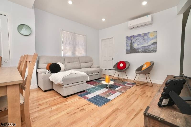189 Summit Cross, Rutherford Boro, NJ 07070