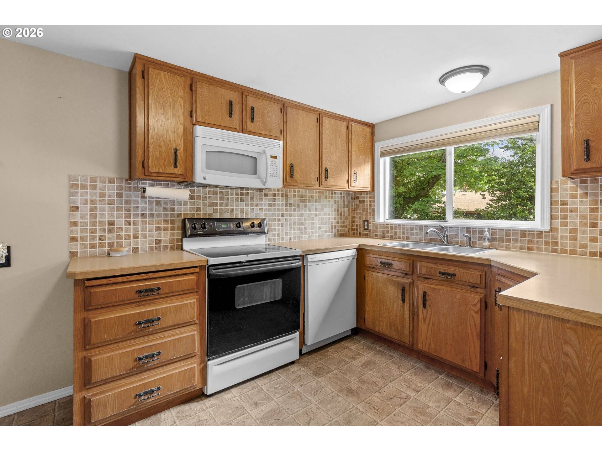4925 NE 49TH ST, Neotsu, OR 97364