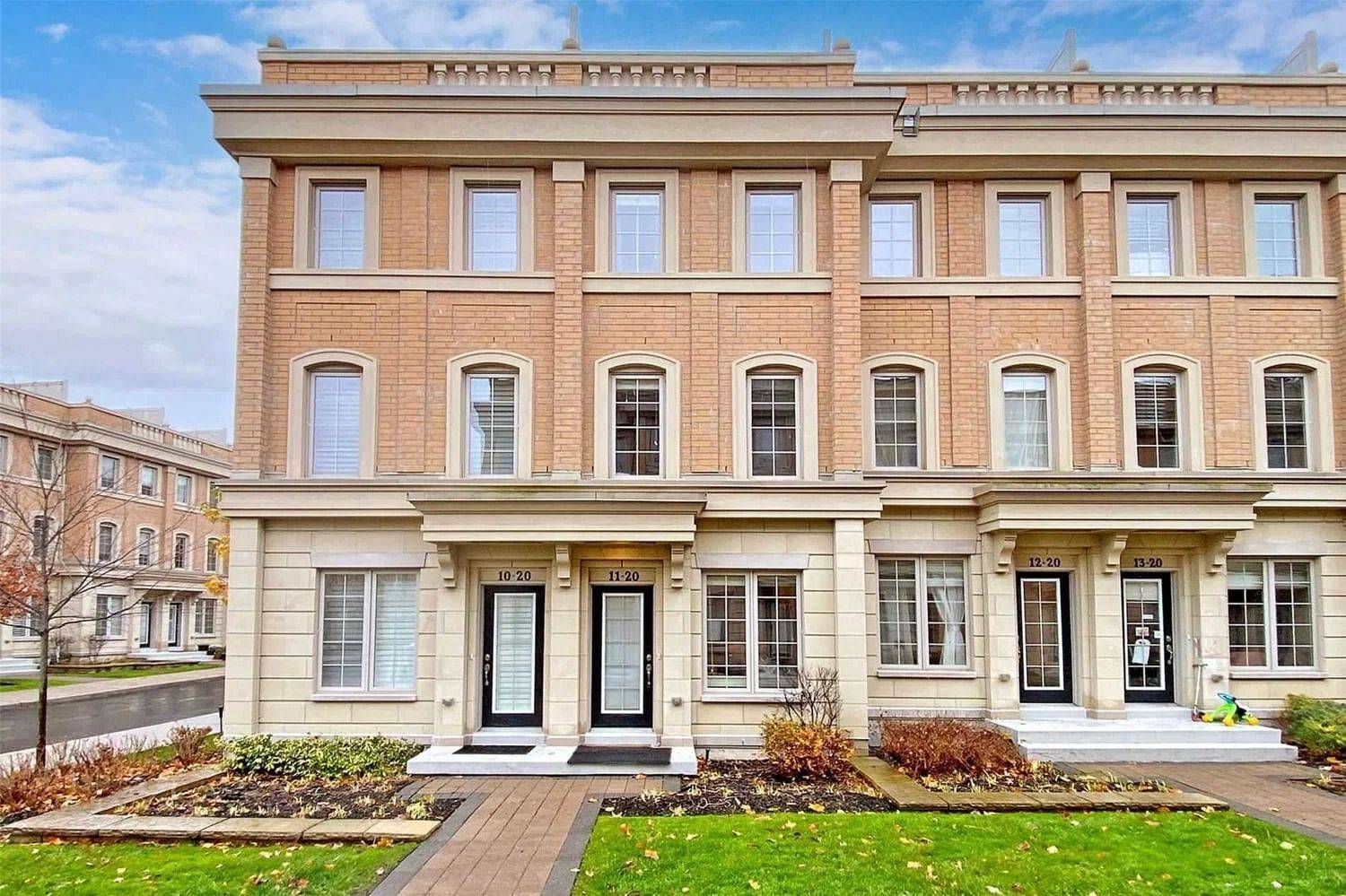 20 Hargrave LN #12, Toronto C12, ON M4N 0A4