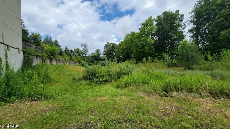 16 Main St, Sparta Twp., NJ 07871