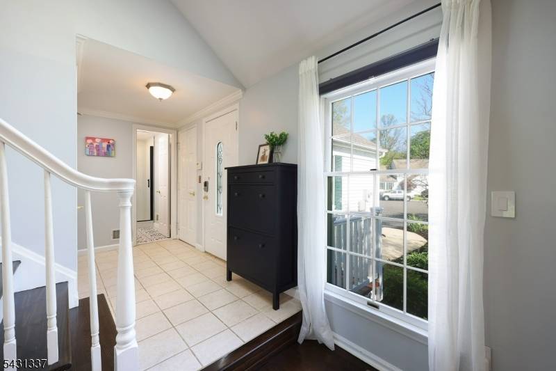 10 Plymouth Ct, Bernards Twp., NJ 07920