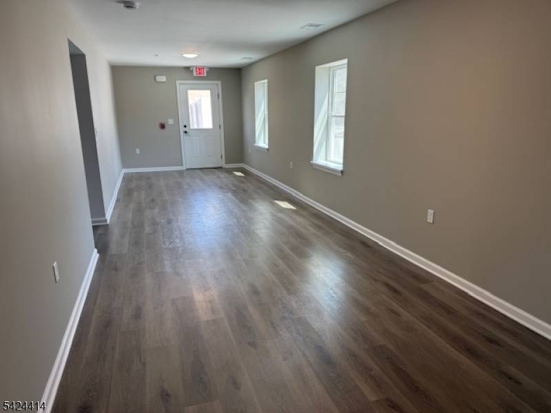 237 Main St, Hackettstown Town, NJ 07840