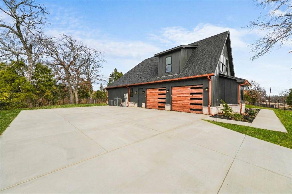 14120 Park Way, Log Cabin, TX 75148