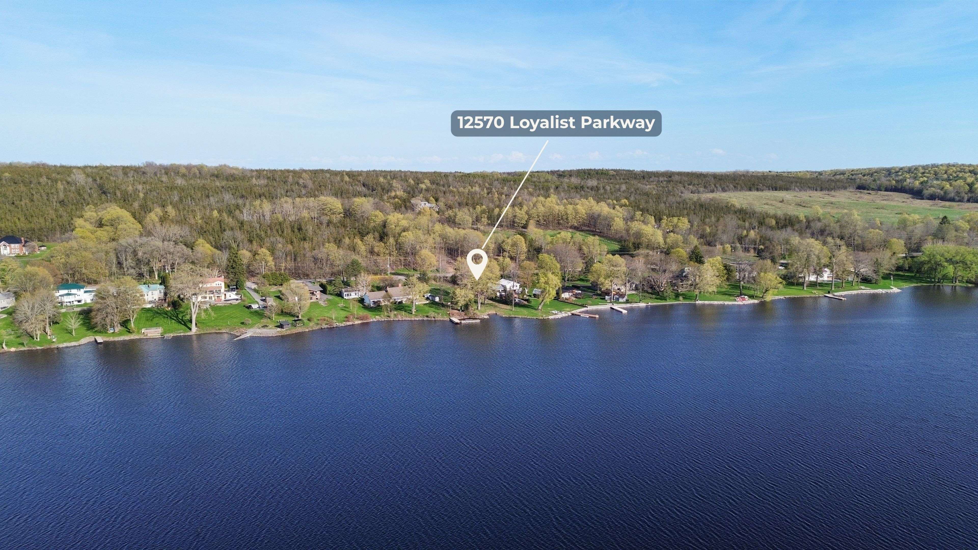 12570 Loyalist Pkwy, Prince Edward County, ON K0K 2T0