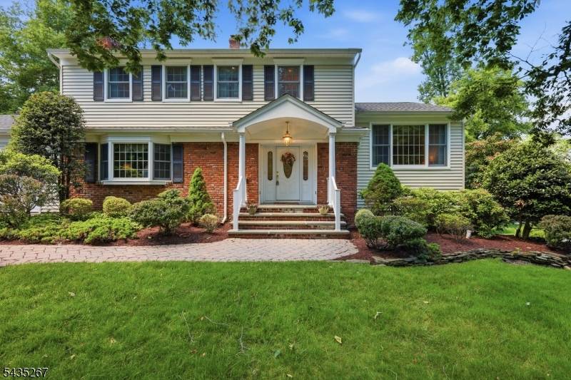 20 Coachman Ct, Berkeley Heights Twp., NJ 07922