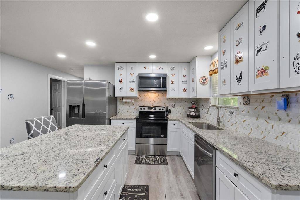 703 N Goodman Avenue, Kerens, TX 75144