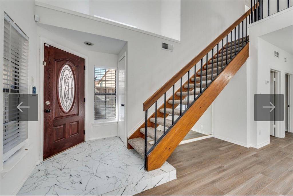 8901 Casa Drive, Irving, TX 75063