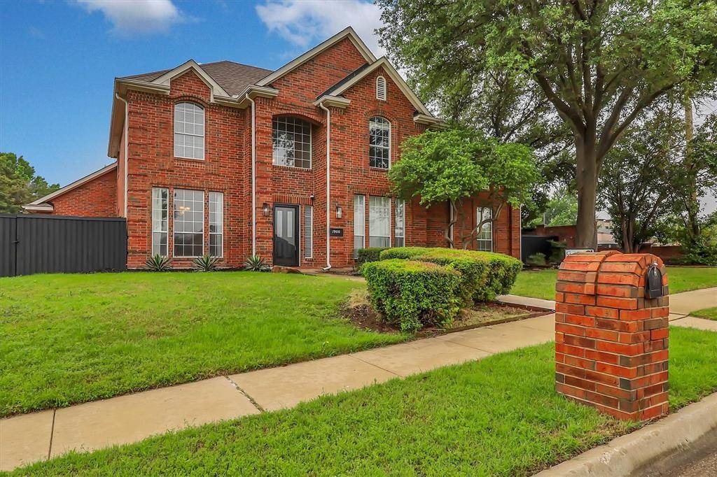 1900 Golden Trail, Carrollton, TX 75010