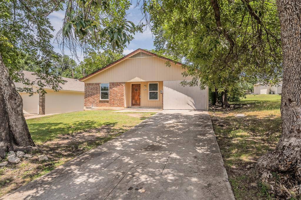 5332 Kilpatrick Avenue, Fort Worth, TX 76107