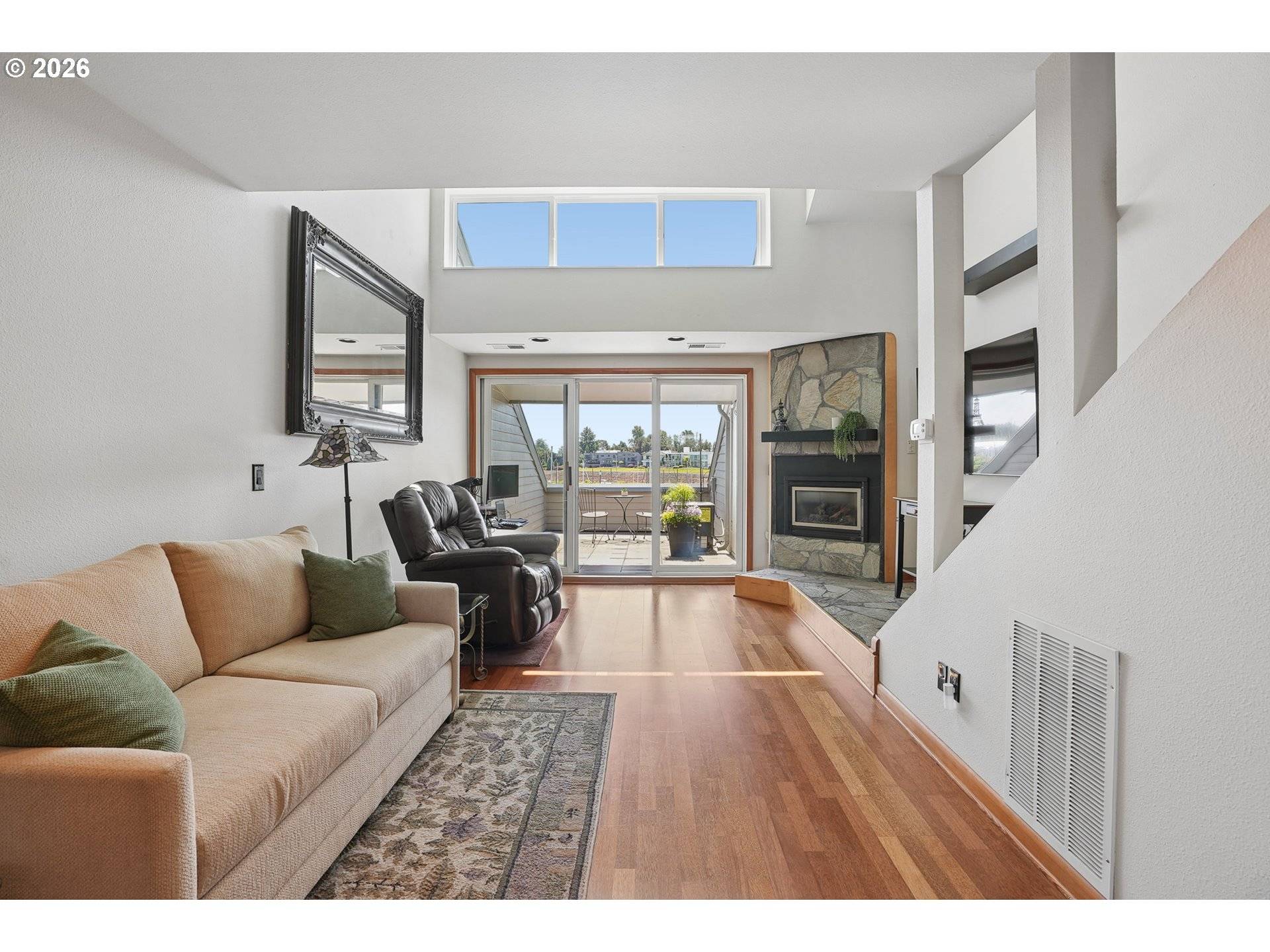 170 N HAYDEN BAY DR, Portland, OR 97217
