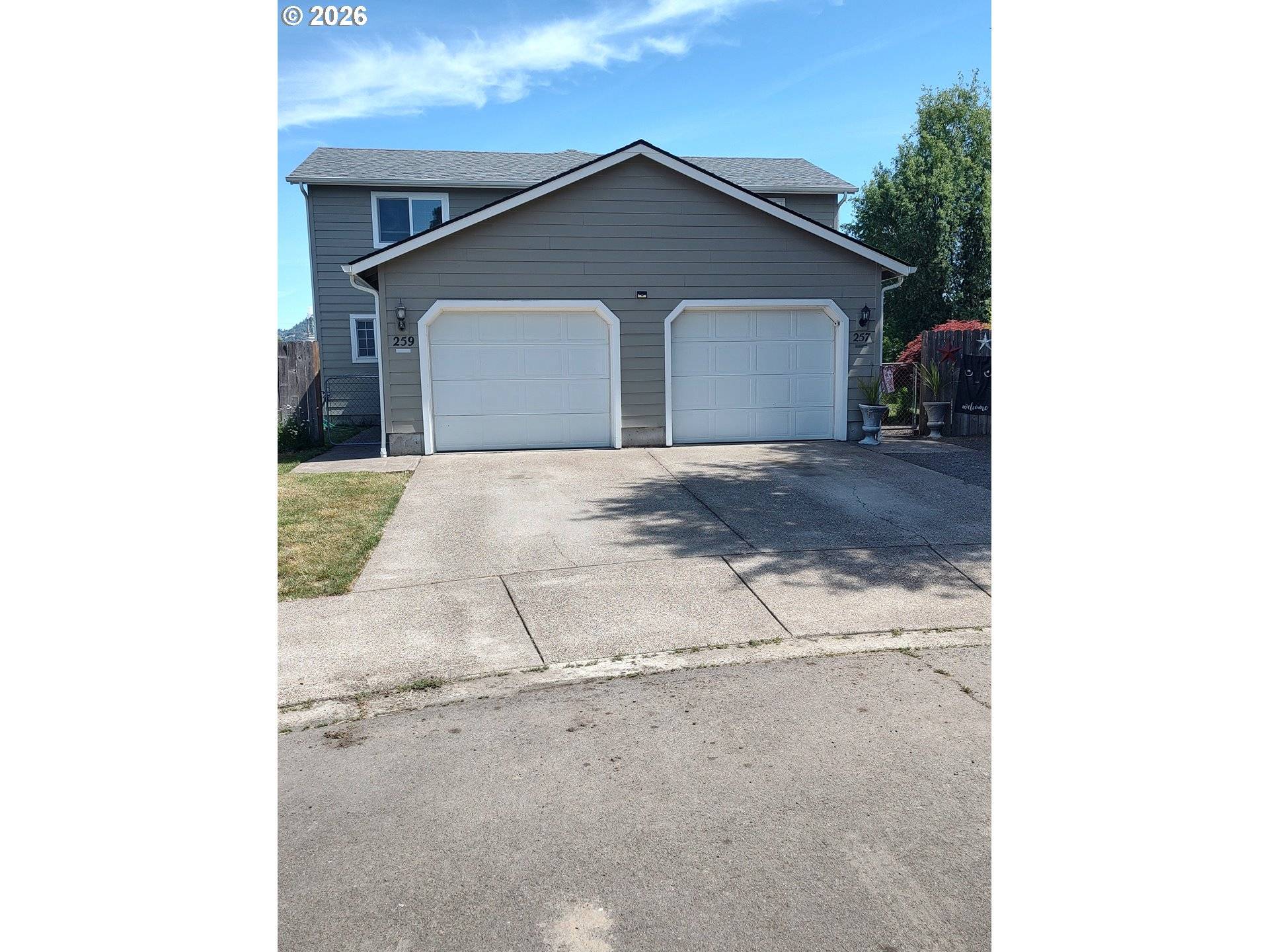 257 SMITH LOOP, Springfield, OR 97478