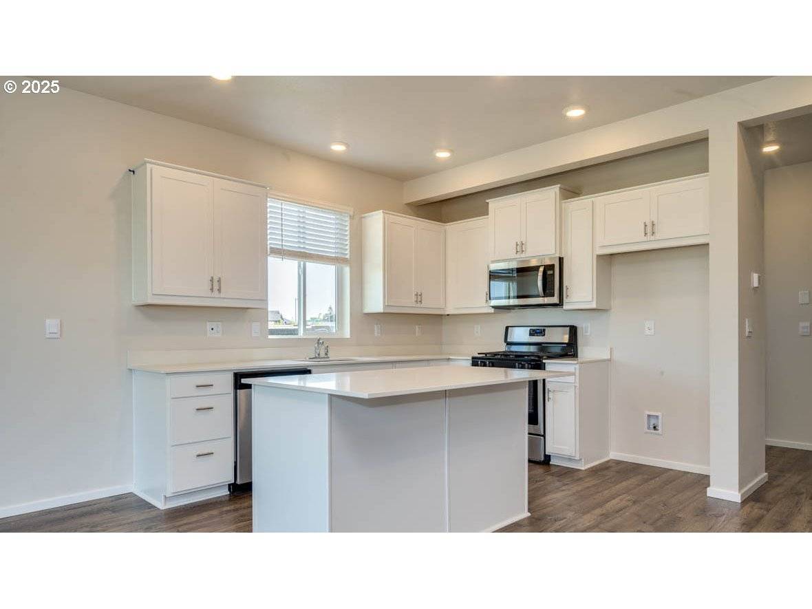 398 Reno ST NE, Salem, OR 97301