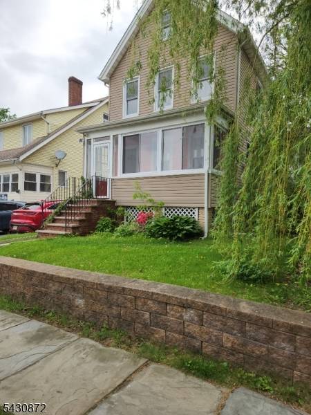 132 Eppirt St, East Orange City, NJ 07018