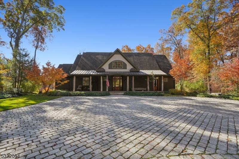17 Quaker Church Rd, Allamuchy Twp., NJ 07821
