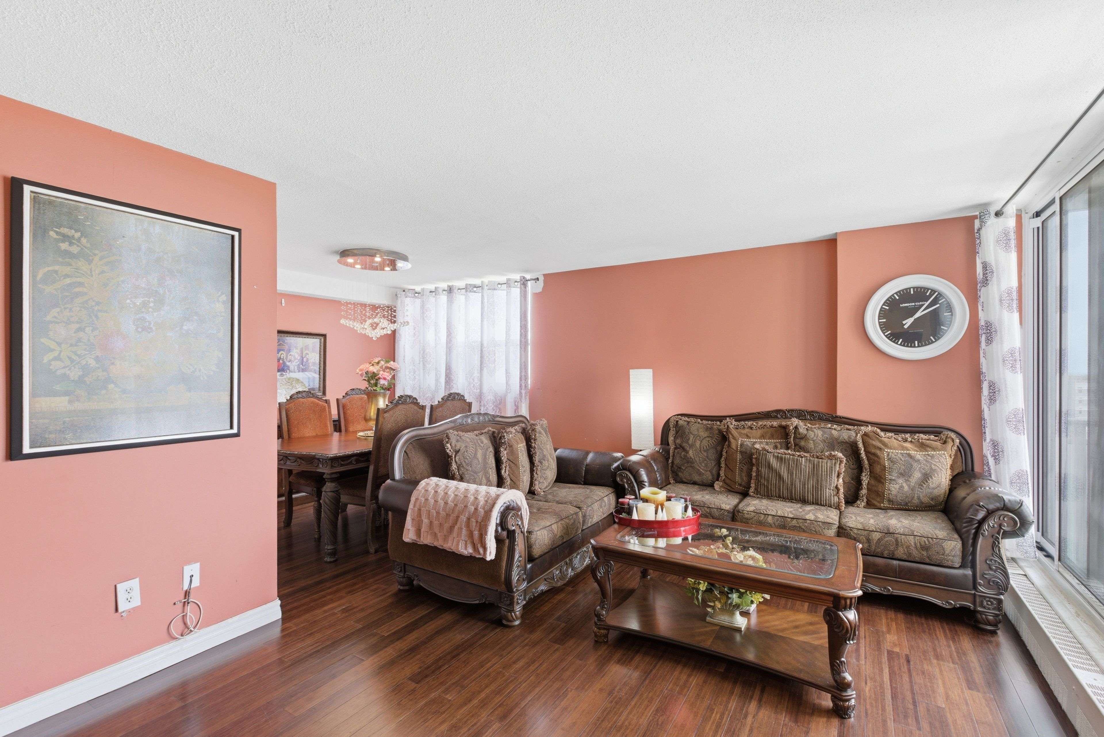 2345 Confederation Pkwy #1204, Mississauga, ON L5B 2H3