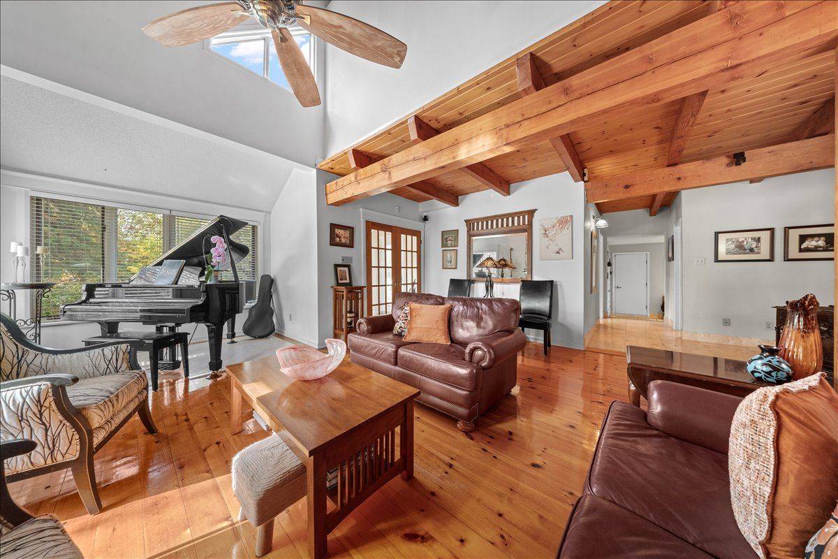182 Spruce Ridge RD, Carp - Huntley Ward, ON K0A 1L0