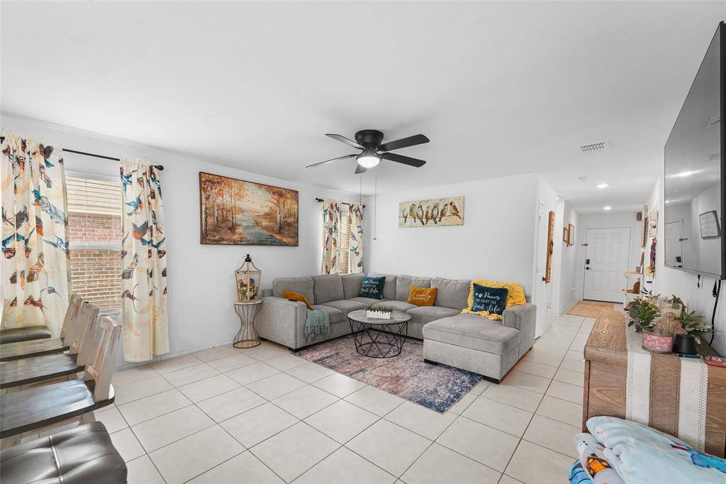 1005 Crestview Drive, Hutchins, TX 75141