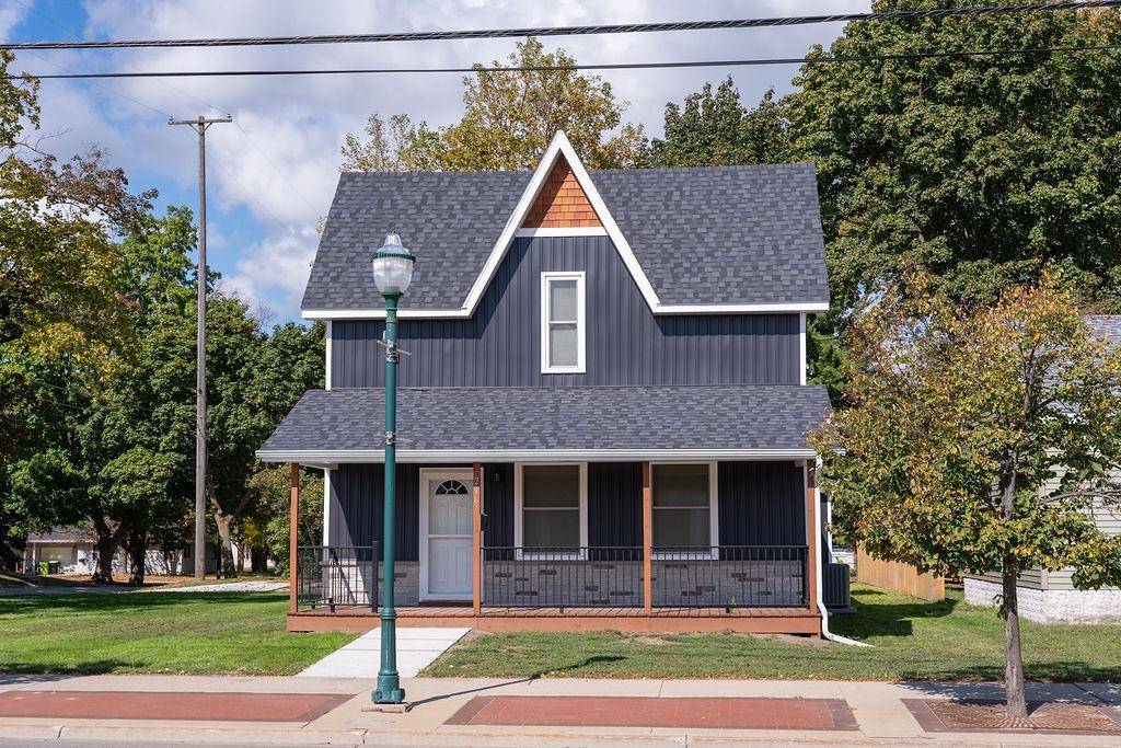 216 W Fifth ST, Clare, MI 48617