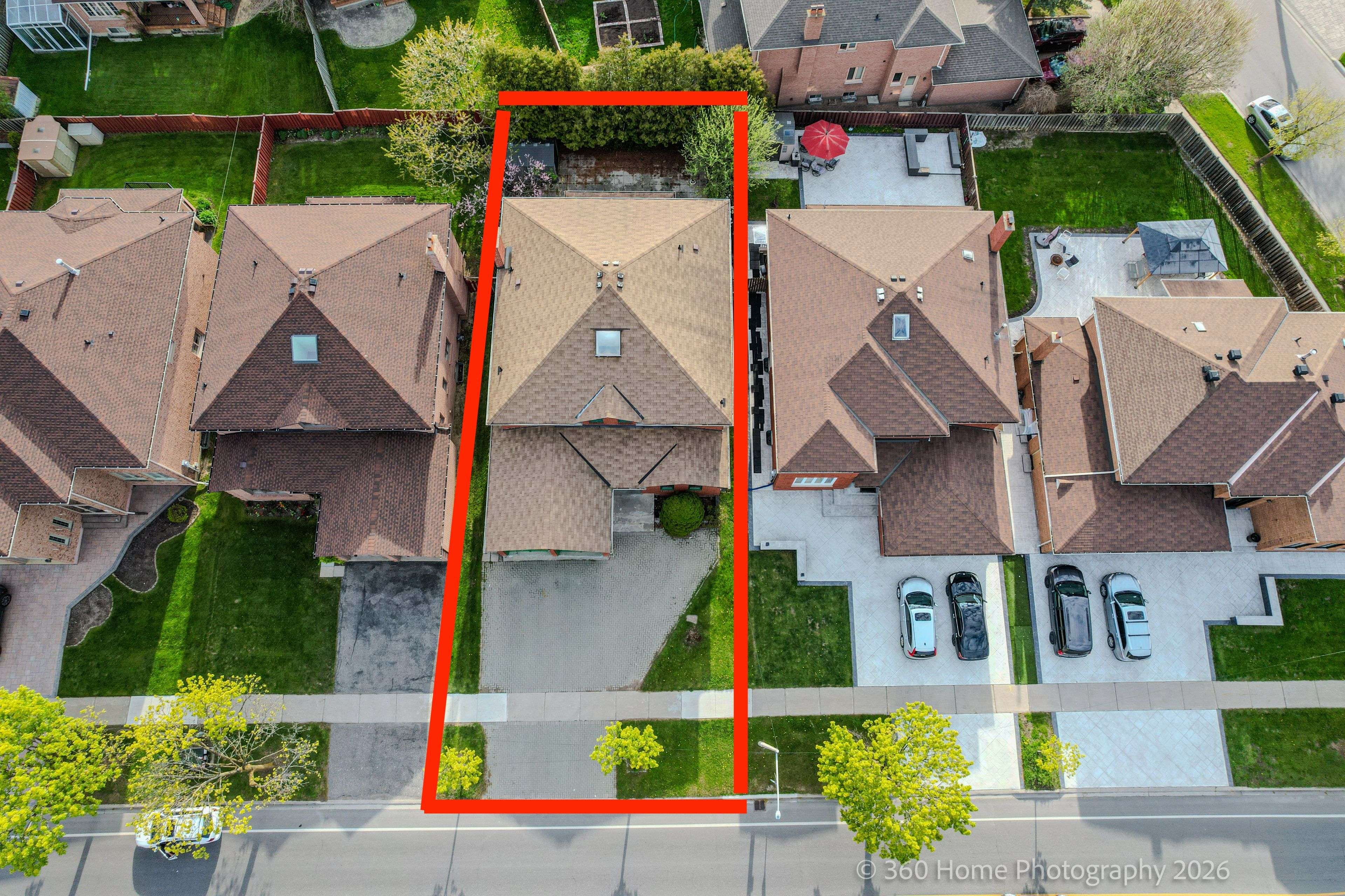 258 Valleymede DR, Richmond Hill, ON L4B 2B4