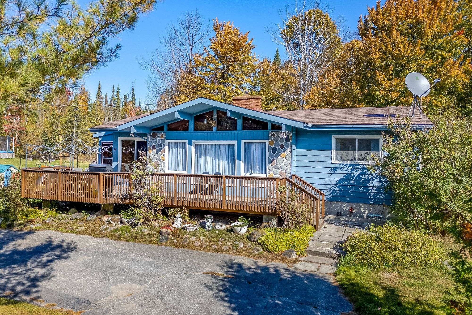 69 Albert AVE, Tiny, ON L0L 2J0