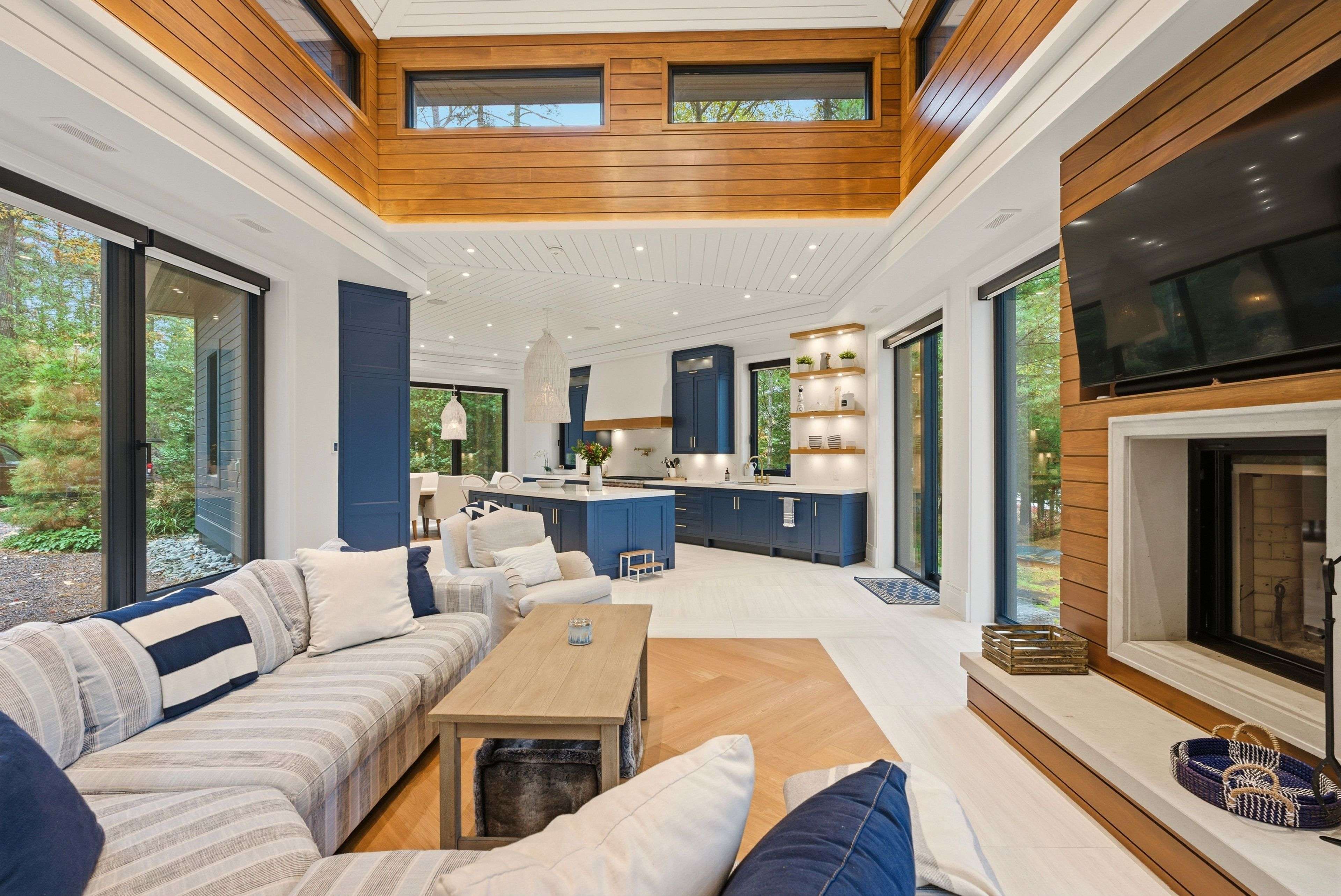 1158 Pine Needle Point RD, Muskoka Lakes, ON P1P 1R2
