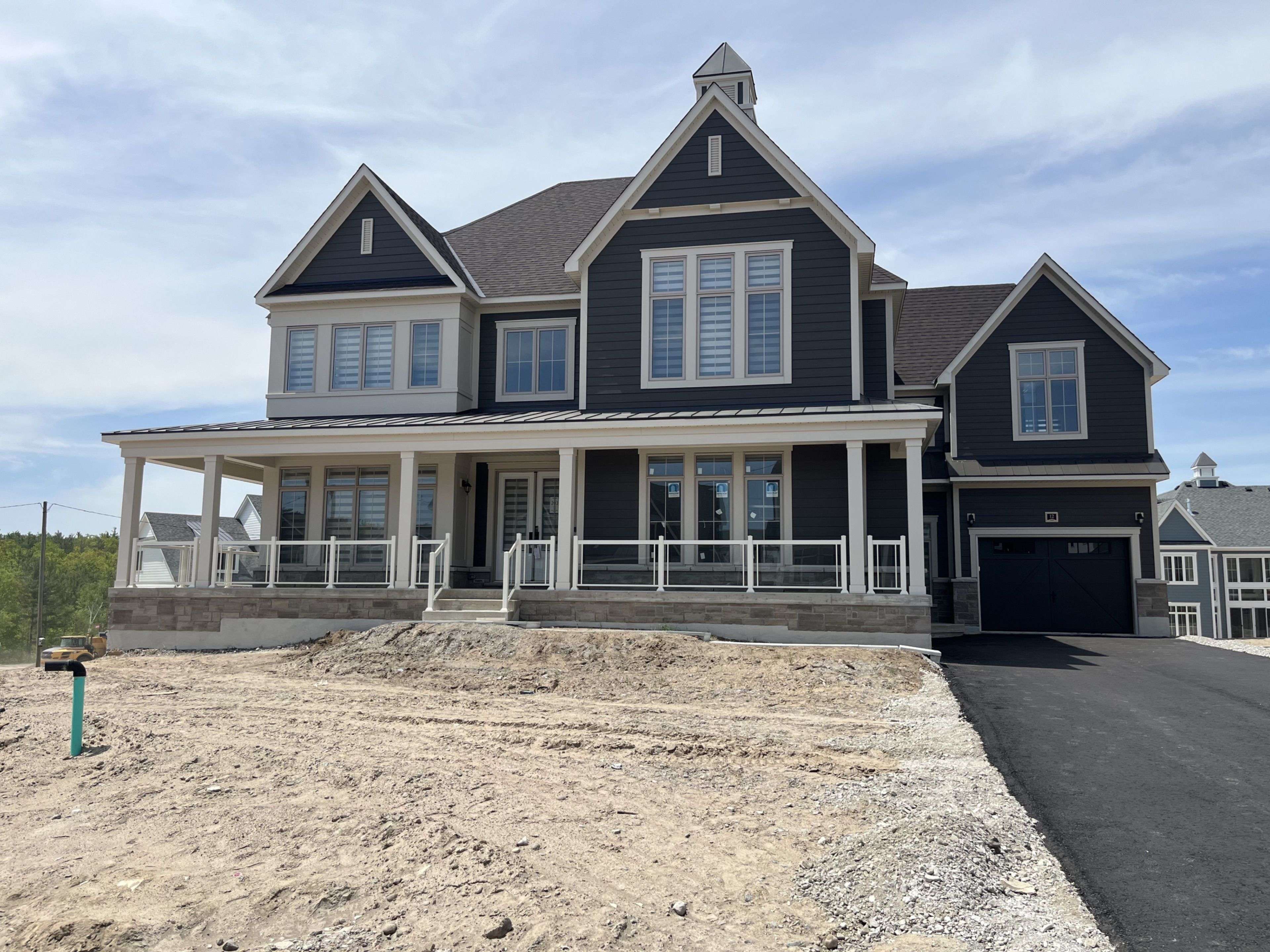 12 Vinnicombe DR, Oro-medonte, ON L0L 2L0