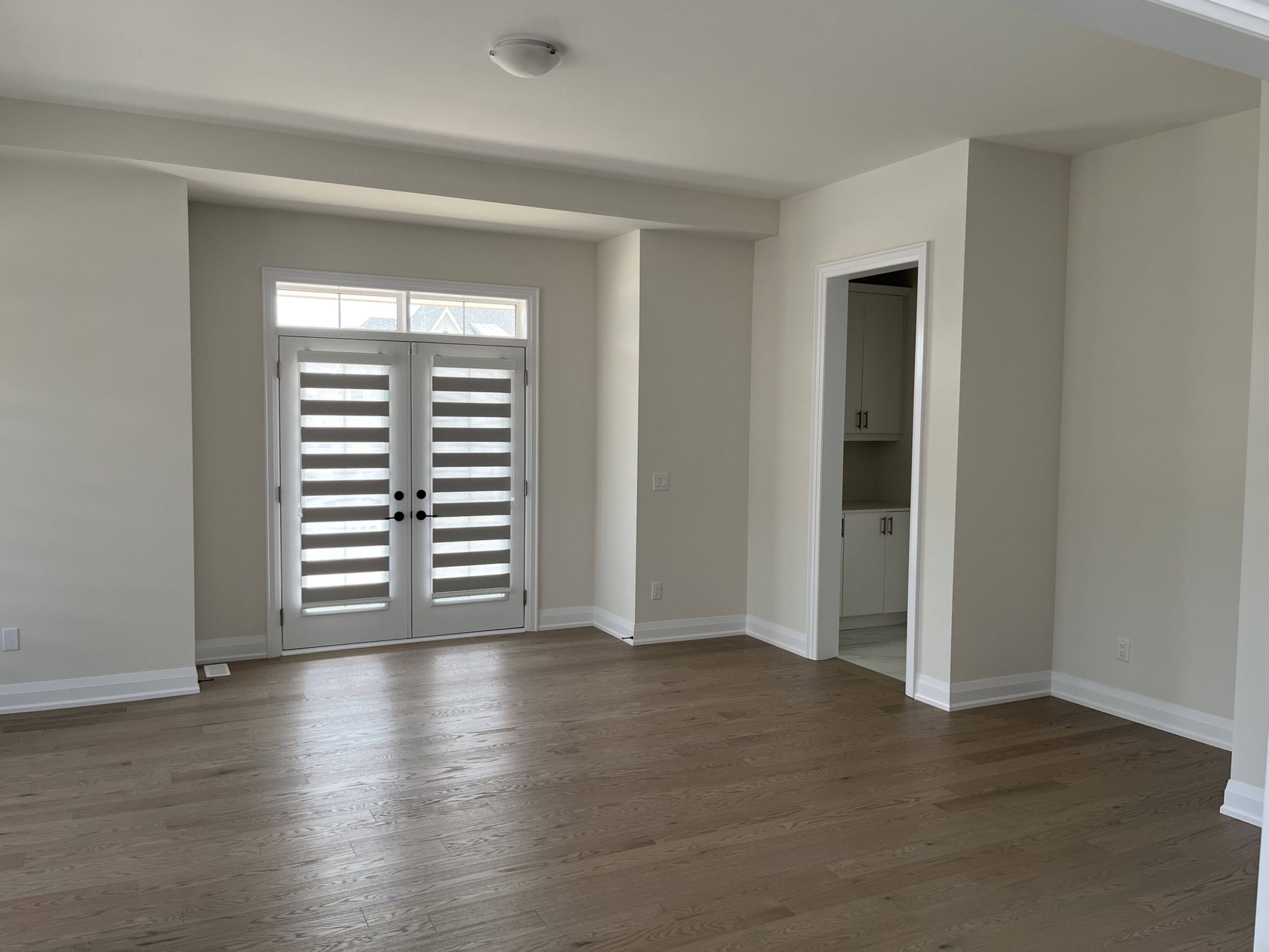 12 Vinnicombe DR, Oro-medonte, ON L0L 2L0