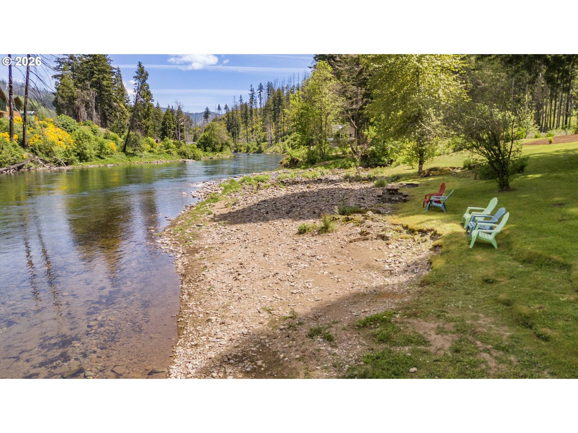 46725 GOODPASTURE RD, Vida, OR 97488