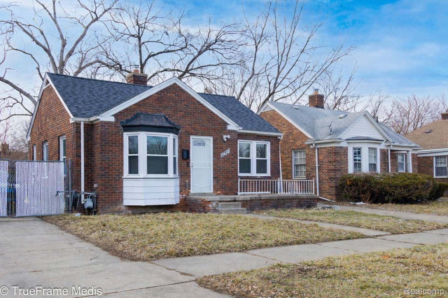 18627 Asbury PARK, Detroit, MI 48235