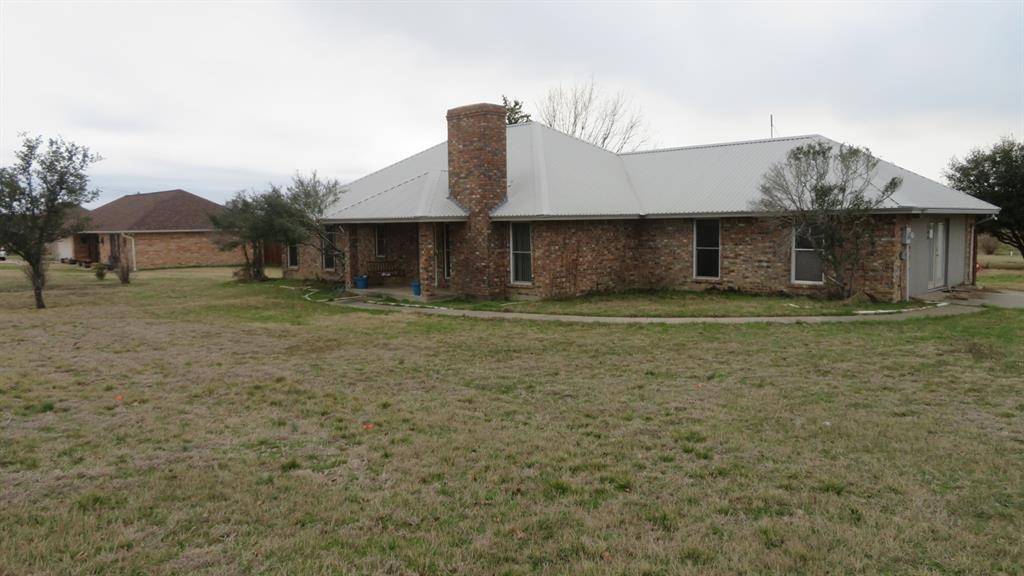 108 Creekview Circle, Maypearl, TX 76064