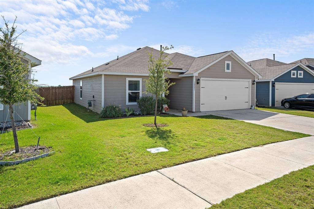 10841 Copper Hills Lane, Fort Worth, TX 76108