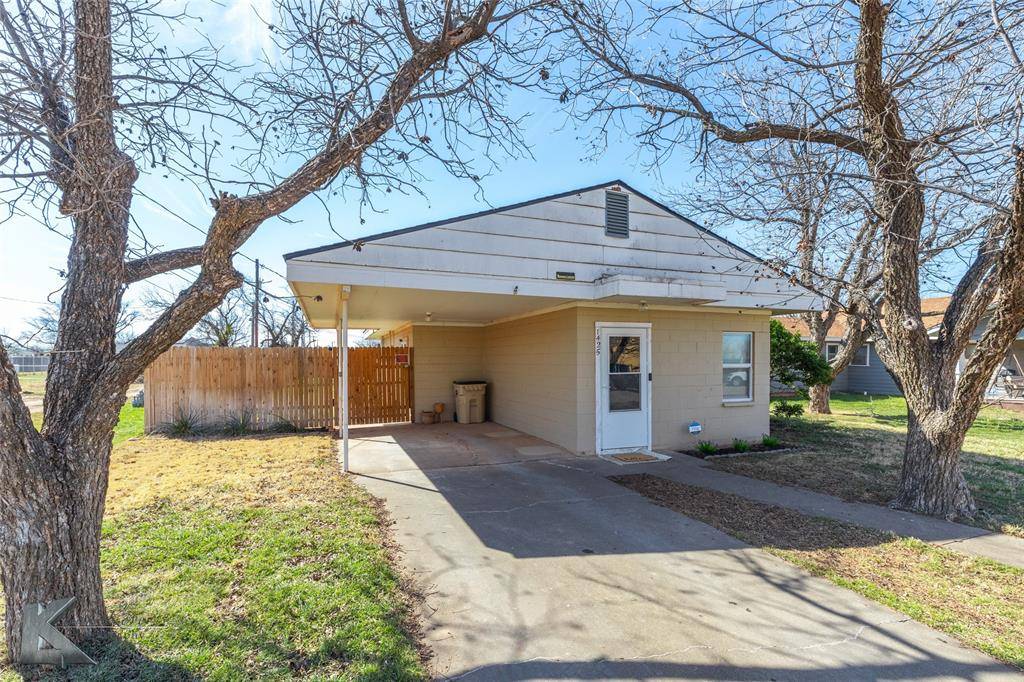 1425 12th Street, Anson, TX 79501