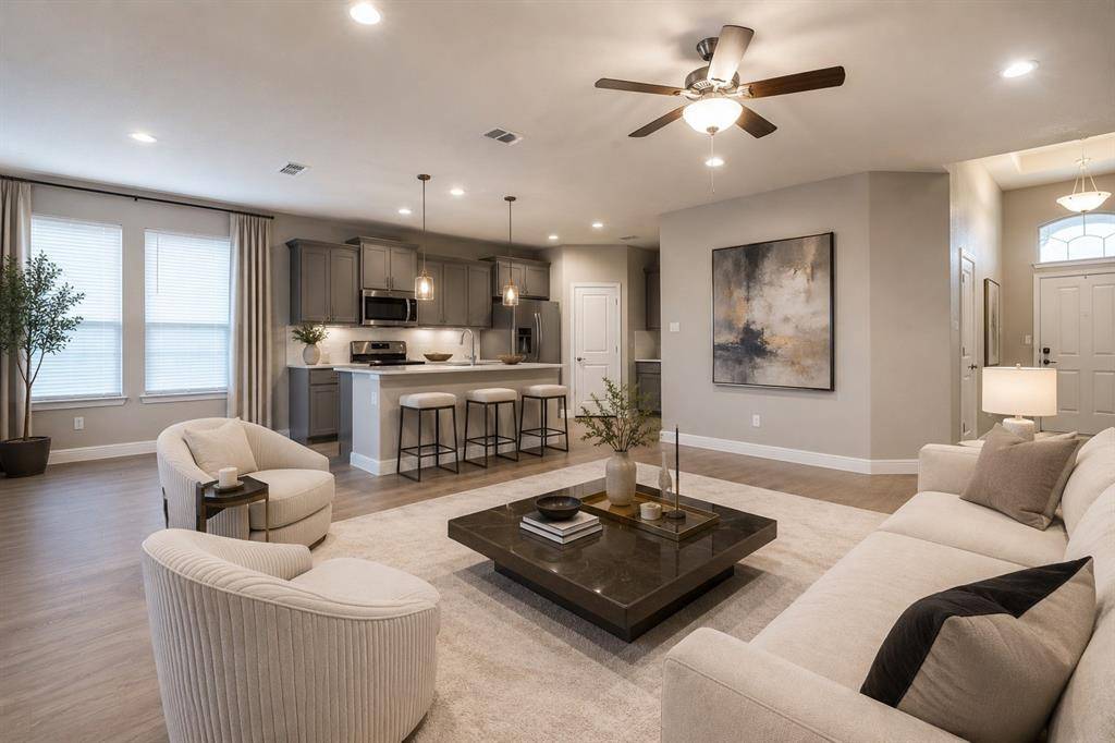221 Oldcastle Way, Fort Worth, TX 76052