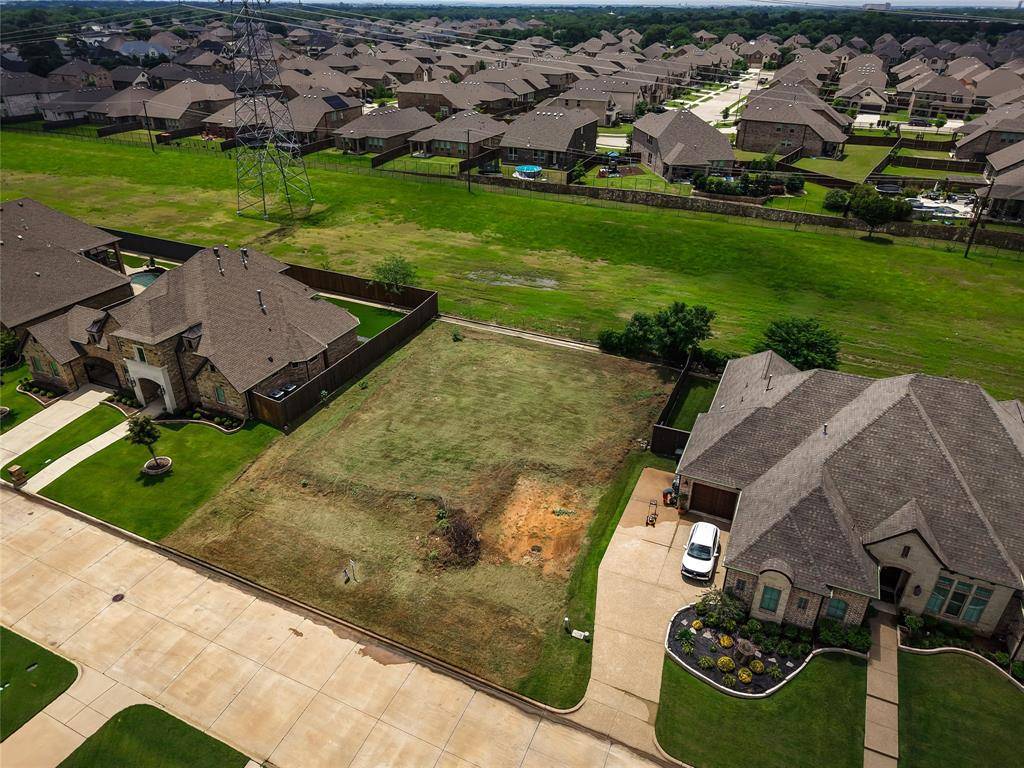 2902 Cabernet Lane, Arlington, TX 76001