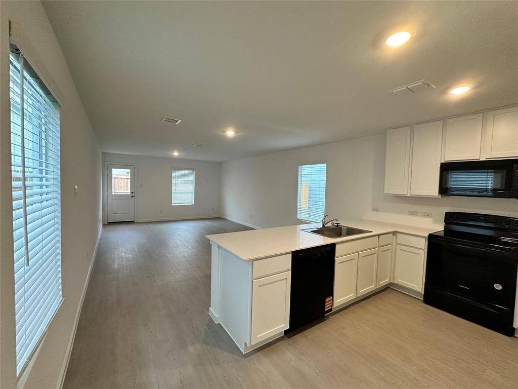 924 Sandhill Crane Lane, Princeton, TX 75407
