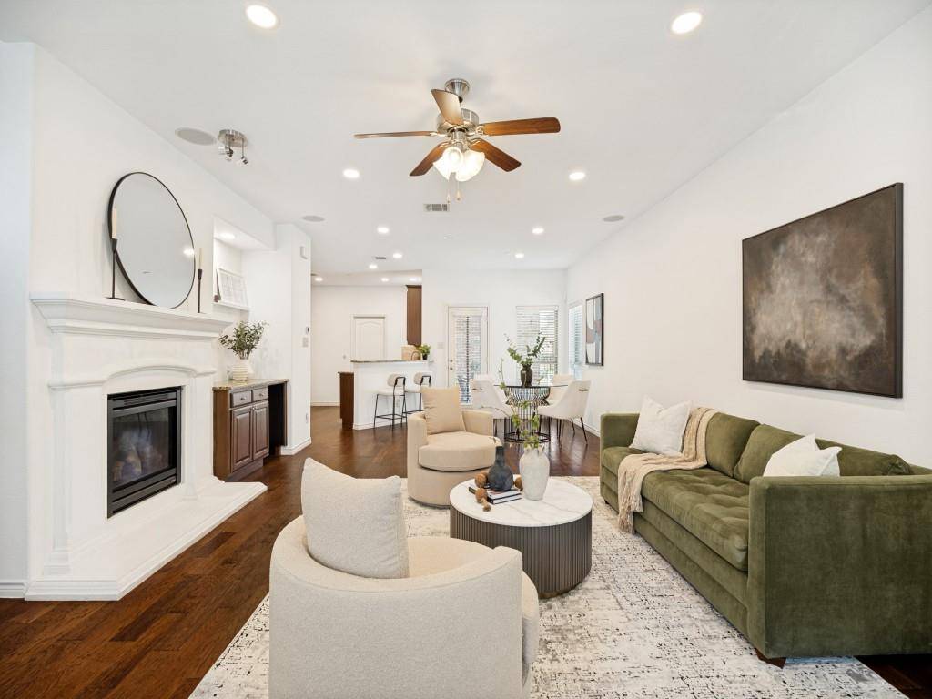 4221 Comanche Drive, Carrollton, TX 75010