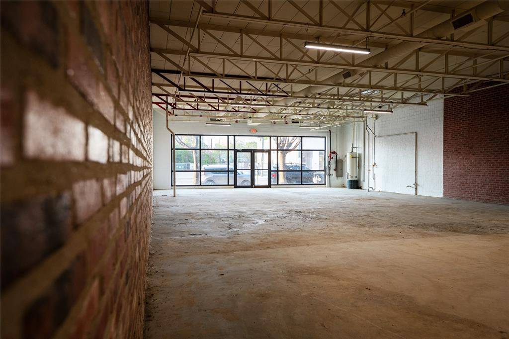 3012 Commerce Street, Dallas, TX 75226