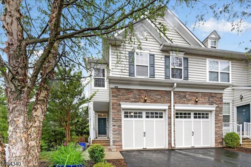 63 Autumn Ln #na, Montgomery Twp., NJ 08558