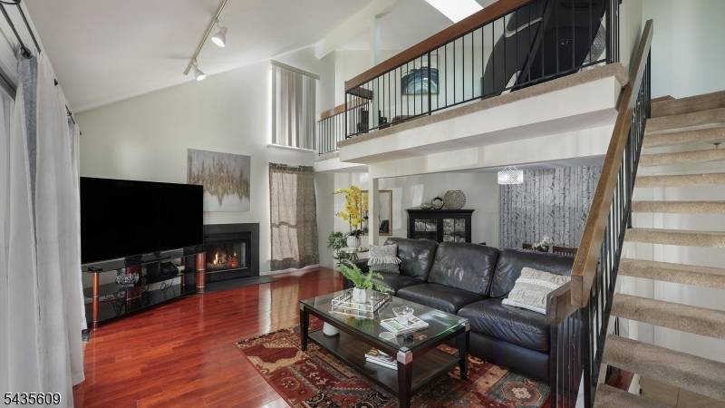 288 Crabtree Ct, Bernards Twp., NJ 07920
