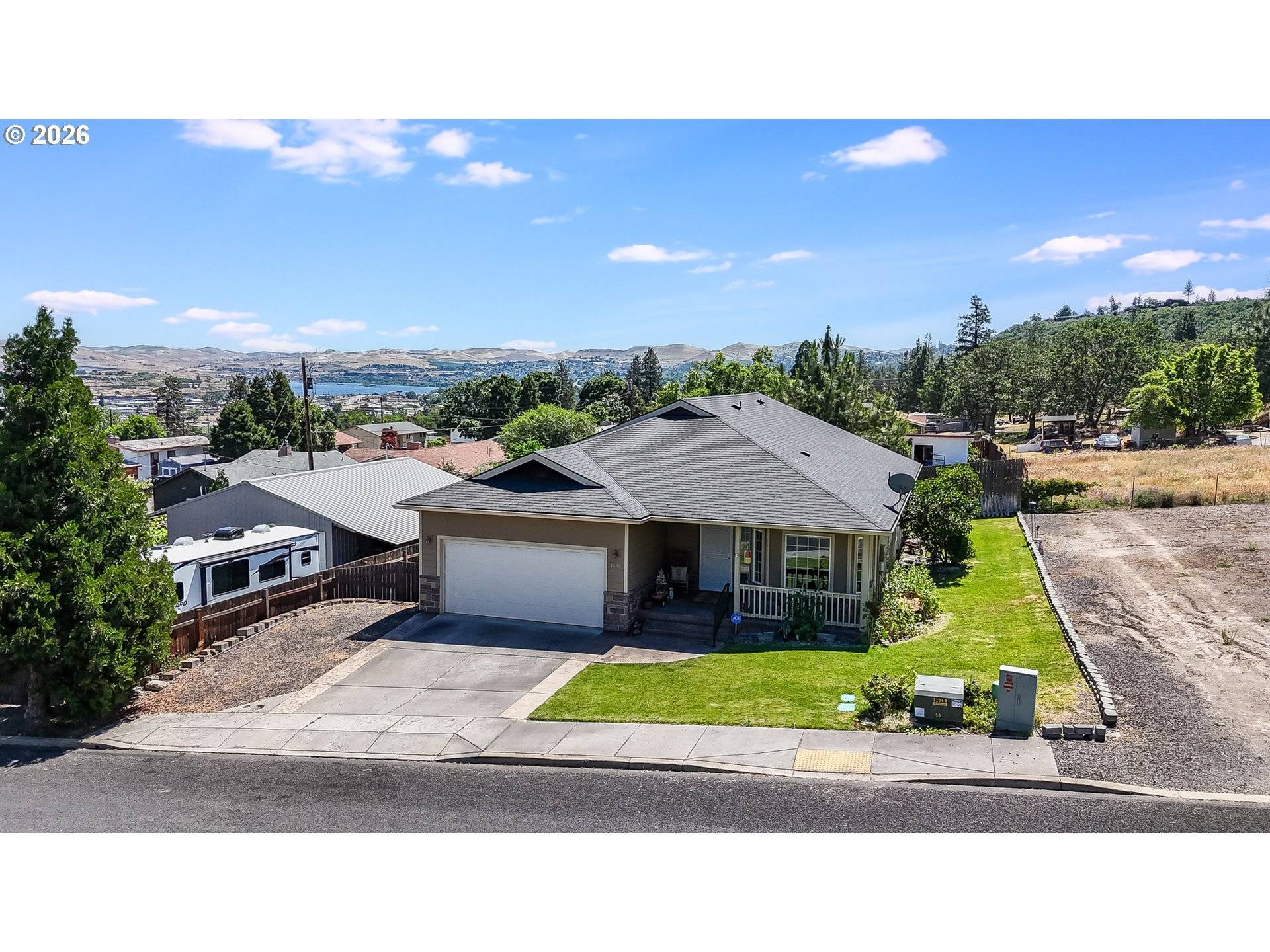 1490 ELBERTA ST, The Dalles, OR 97058
