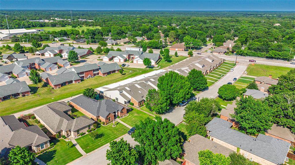 518 Oakridge Drive #9 units, Greenville, TX 75402