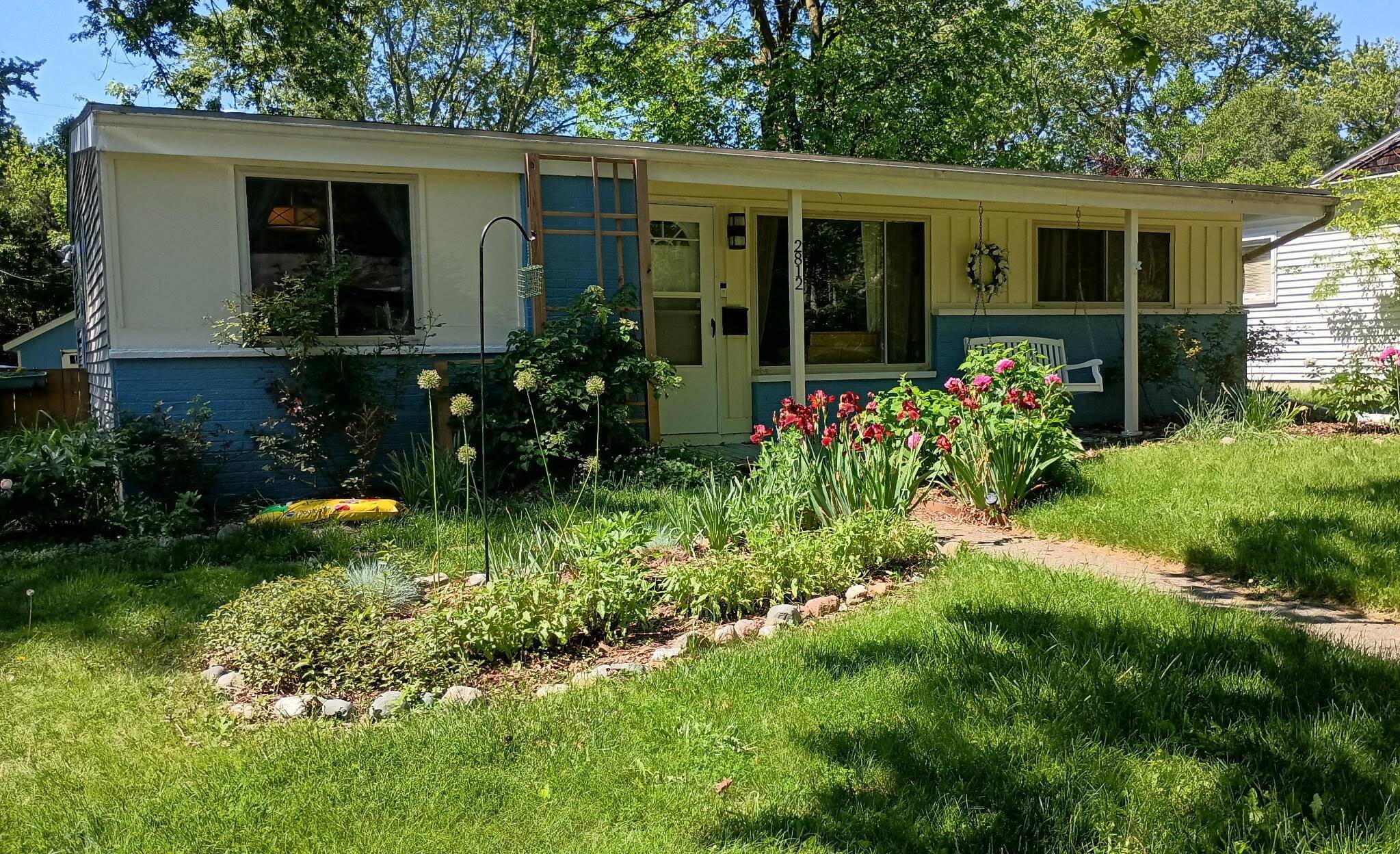 2812 Cumberland AVE, Ann Arbor, MI 48104