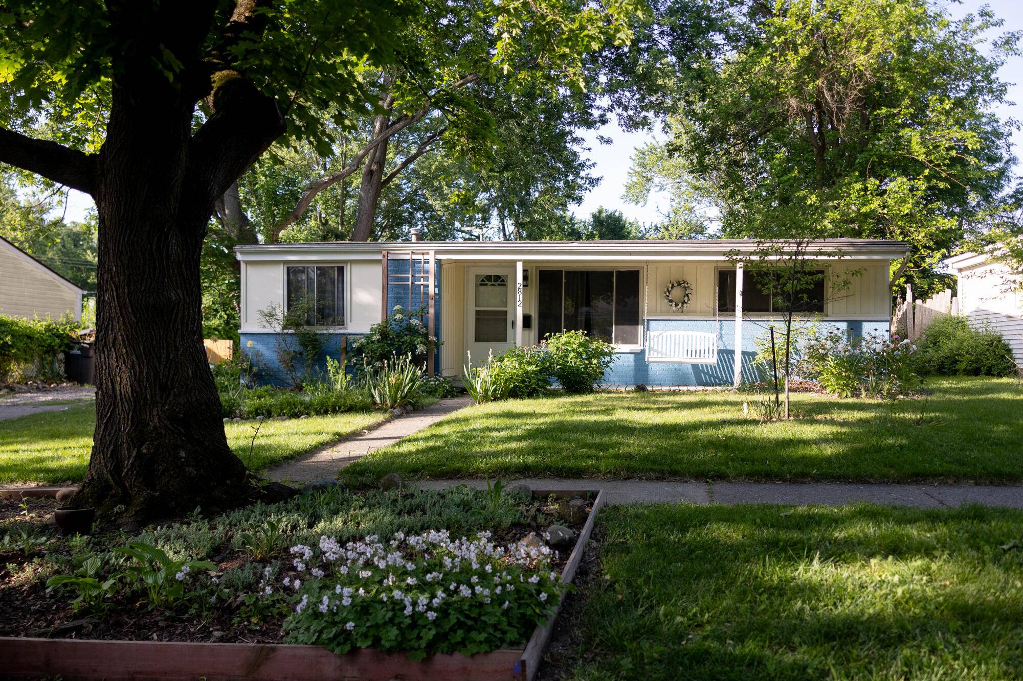 2812 Cumberland AVE, Ann Arbor, MI 48104