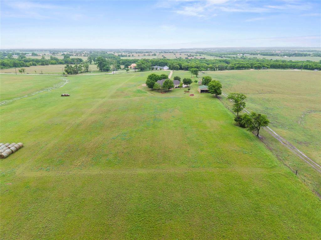 550 Dowell Road, Moody, TX 76557