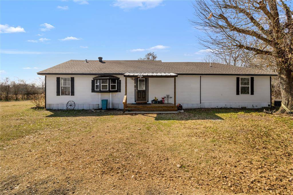 160 LCR 825, Groesbeck, TX 76642