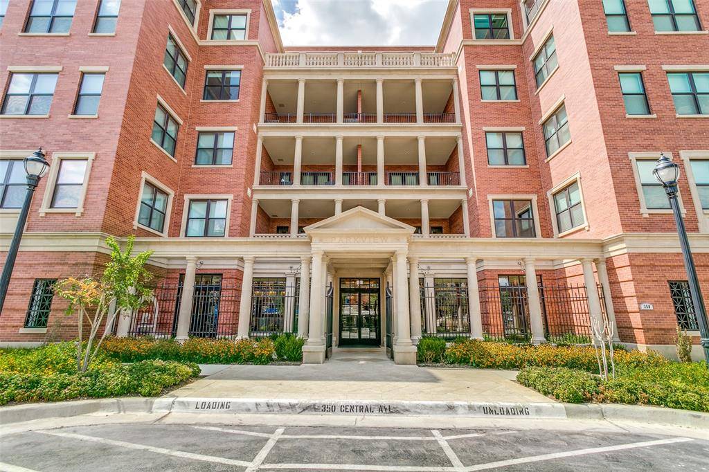 350 Central Avenue #206, Southlake, TX 76092